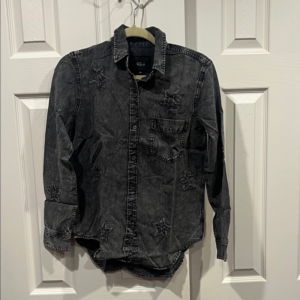 NWT-Rails Charcoal denim Button-Up Shirt with stars
